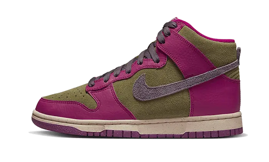 Dunk High Dynamic Berry