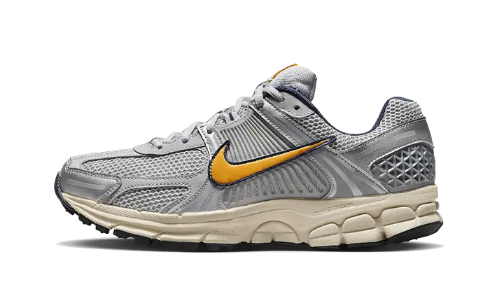 Nike Zoom Vomero 5 Pure Platinum Laser Orange