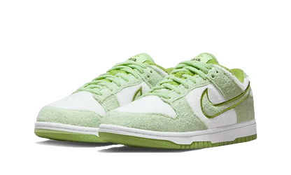 Nike Dunk Low SE Fleece Green