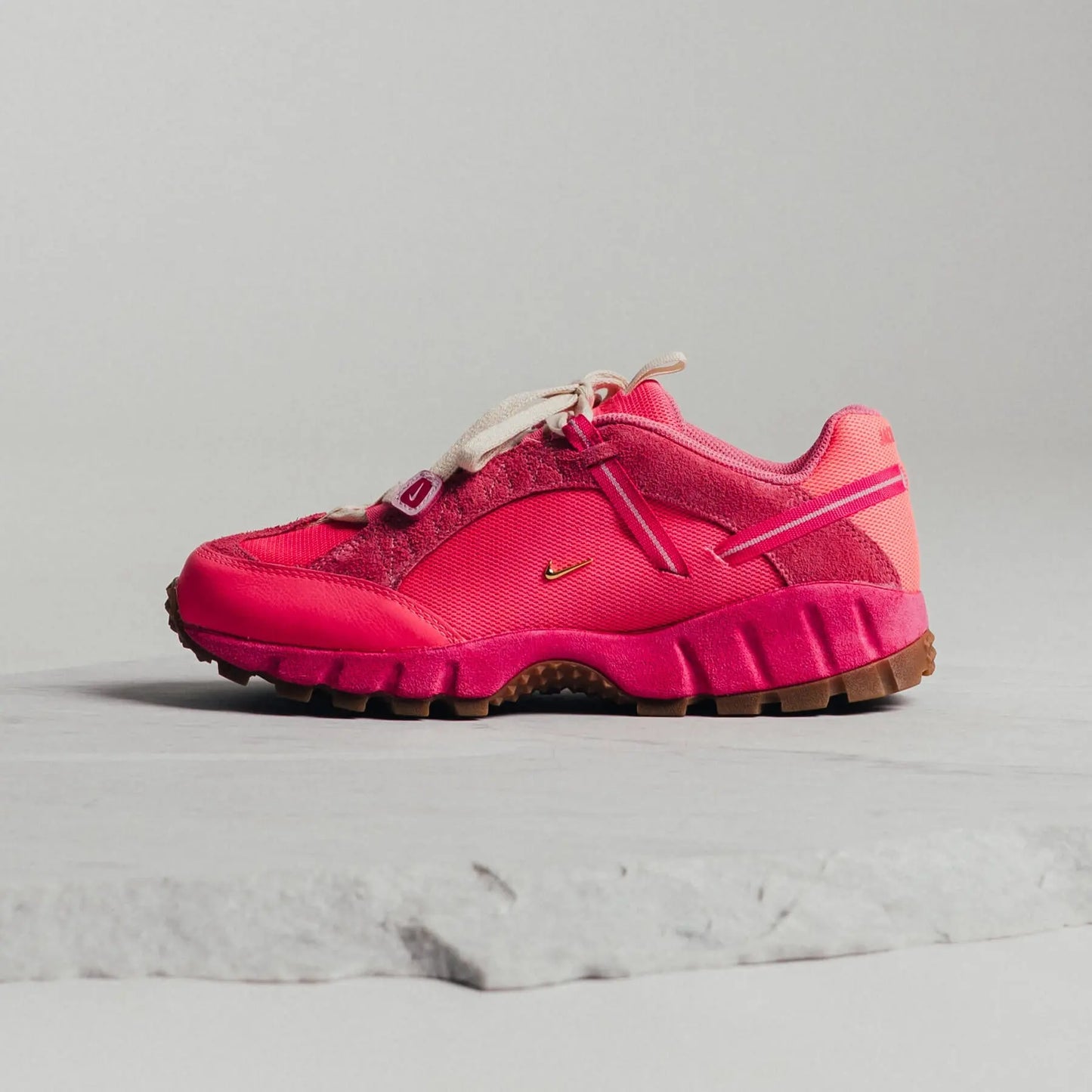 Air Humara LX Jacquemus Pink - MTHOR SHOP